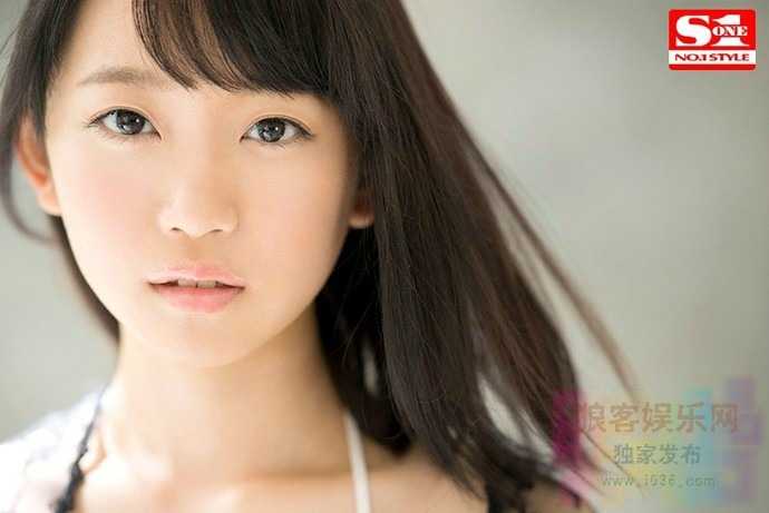 a15b4afegy1fktgbeirdvj20j60ctab8_meitu_1